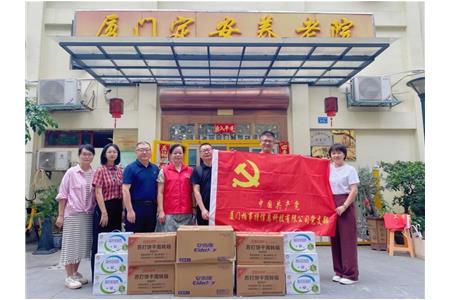 愛心助老，柏事特人一直在路上